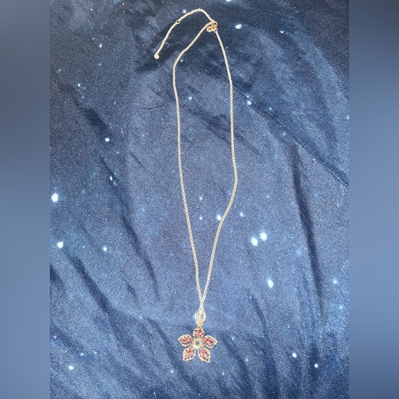 Pandora Stranger Things Demogorgon Necklace - Picture 3 of 4
